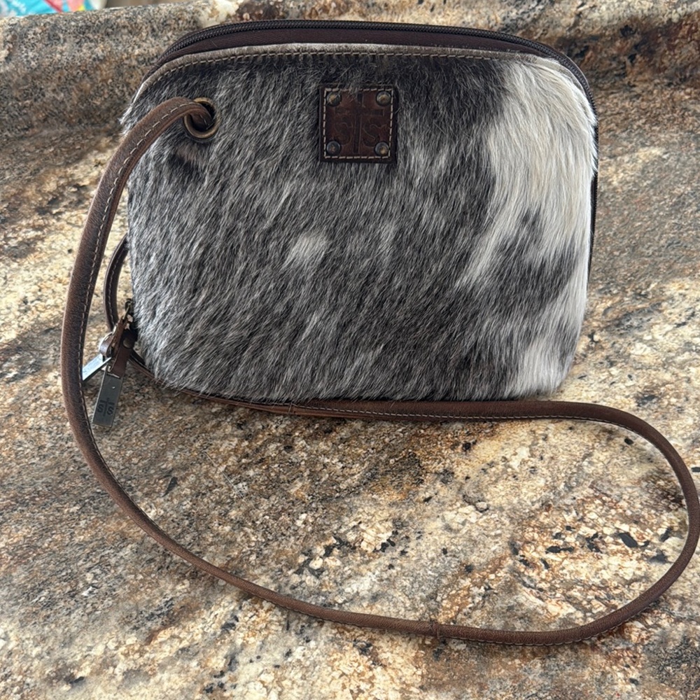 STS Ranchwear Gray and Brown Crossbody Bag with Unique Design